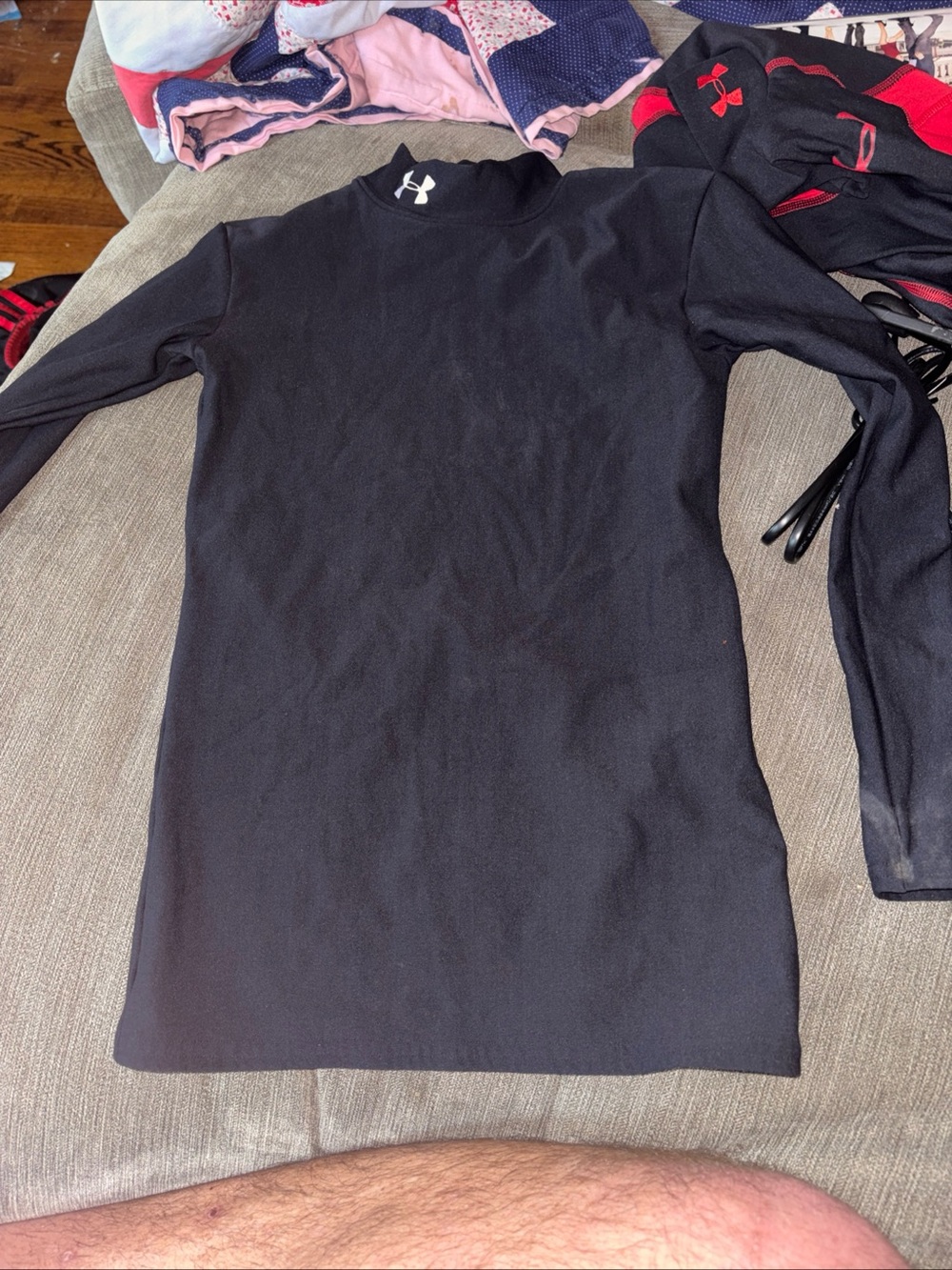 Under Armour Black Long Sleeve Compression Top YLG Youth Large